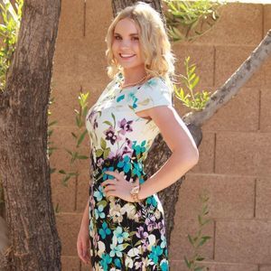 Meet your Posher, Risa